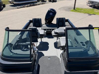 2026 Lund 1875 IMPACT XS — photo 15 view