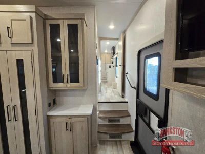 2023 Rockwood Signature 2442BS - Photo 19