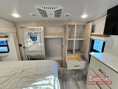 2023 Rockwood Signature 2442BS - Photo 27
