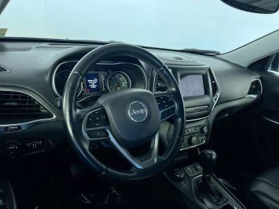2019 Jeep Cherokee — photo 27 view