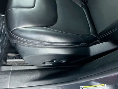 2019 Jeep Cherokee — photo 13 view