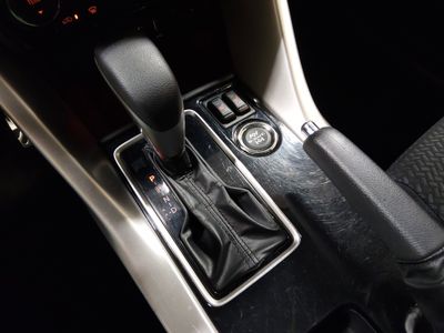 2023 Mitsubishi Eclipse Cross - Photo 18