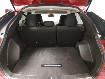 2023 Mitsubishi Eclipse Cross - Photo 11