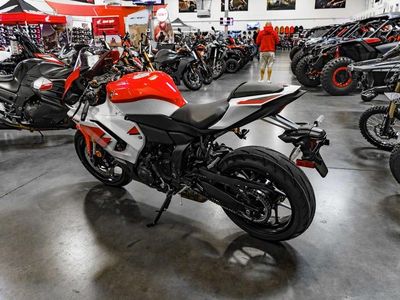 2026 Yamaha YZF-R7 70th Anniversary Edition - Photo 5