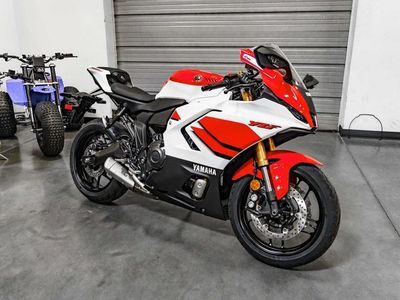 2026 Yamaha YZF-R7 70th Anniversary Edition - Photo 2