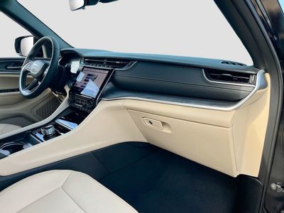 2025 Jeep Grand Cherokee - Photo 28