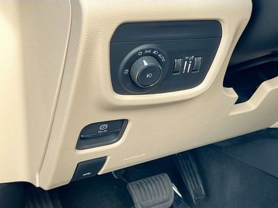 2025 Jeep Grand Cherokee - Photo 10