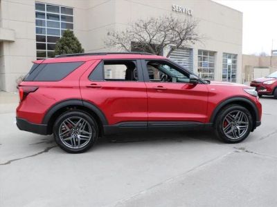 2026 Ford Explorer — detail view