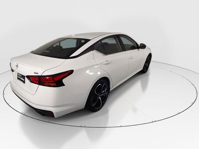 2024 Nissan Altima - Photo 7