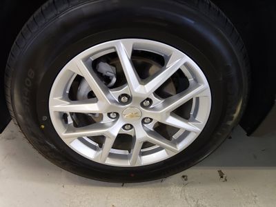 2024 Chevrolet Equinox — photo 10 view