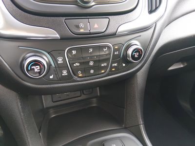 2024 Chevrolet Equinox — photo 21 view