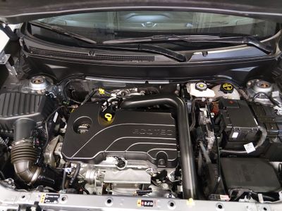 2024 Chevrolet Equinox — photo 9 view