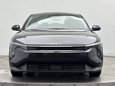 2025 Kia K4 - Photo 2