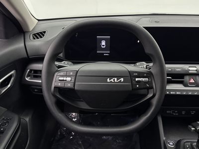 2025 Kia K4 - Photo 19