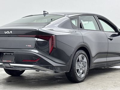2025 Kia K4 - Photo 6