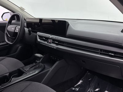 2025 Kia K4 - Photo 27