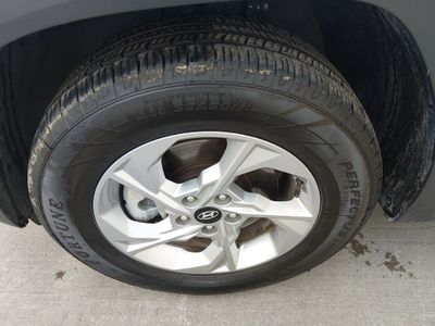 2024 Hyundai Tucson — photo 10 view