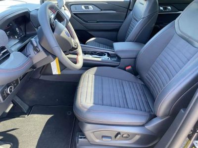 2026 Ford Explorer — photo 15 view