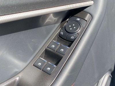2026 Ford Explorer — photo 18 view