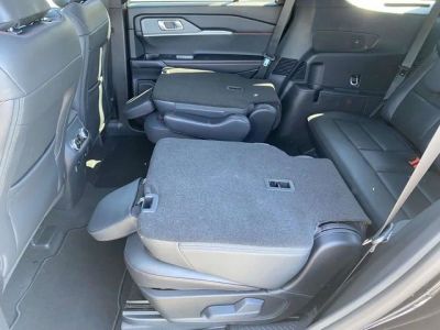 2026 Ford Explorer — photo 13 view