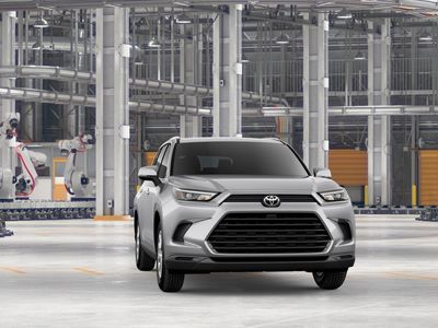 2026 Toyota Grand Highlander Hybrid — photo 16 view