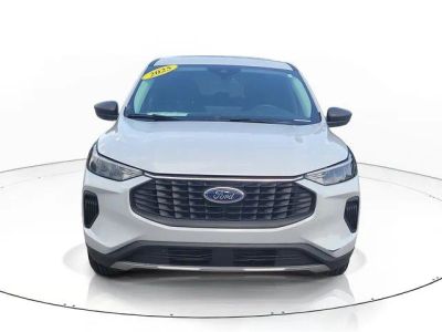 2025 Ford Escape — side profile view