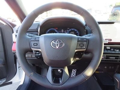 2026 Toyota Camry - Photo 32