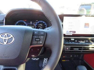 2026 Toyota Camry - Photo 34