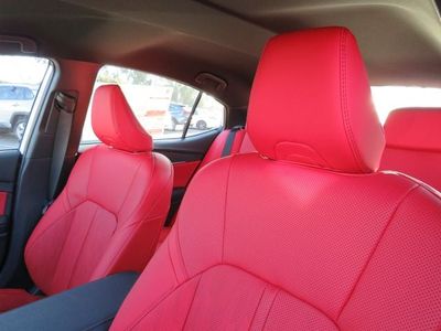 2026 Toyota Camry - Photo 16