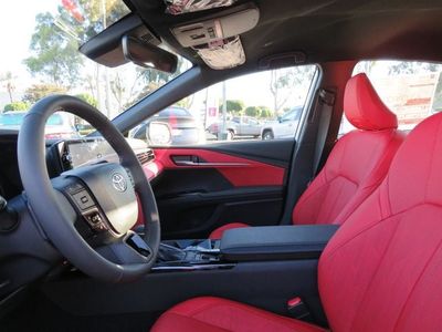 2026 Toyota Camry - Photo 15