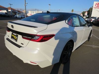 2026 Toyota Camry - Photo 10