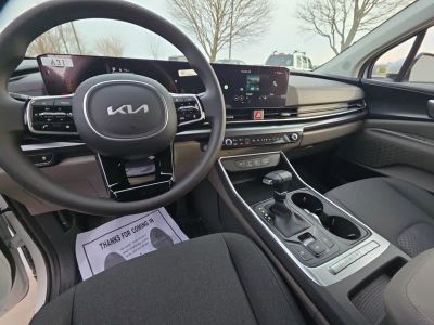 2026 Kia Carnival — photo 12 view