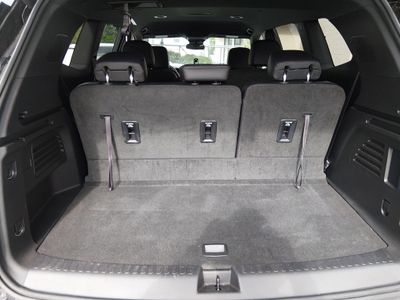 2024 GMC Acadia - Photo 11