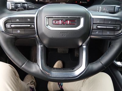 2024 GMC Acadia - Photo 12