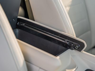 2025 Hyundai Santa Fe - Photo 16
