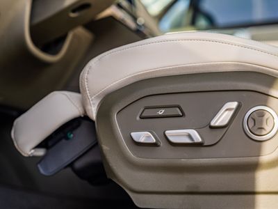 2025 Hyundai Santa Fe - Photo 30