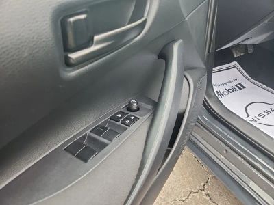 2023 Toyota Corolla LE - Photo 13