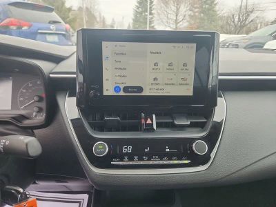 2023 Toyota Corolla LE - Photo 19