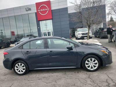 2023 Toyota Corolla LE - Photo 3