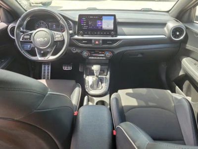 2023 Kia Forte — photo 16 view