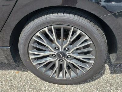 2023 Kia Forte — photo 9 view