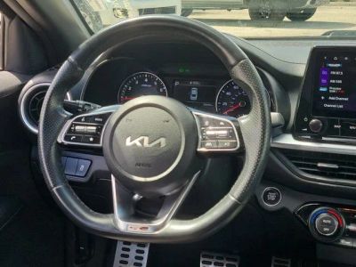 2023 Kia Forte — photo 17 view