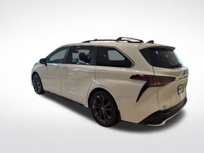 2021 Toyota Sienna XSE - Photo 4