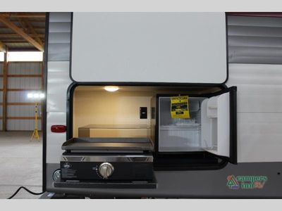 2025 Prime Time RV Avenger - Photo 6