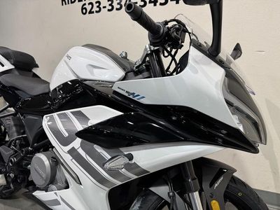 2026 CFMOTO 300SS - Photo 9
