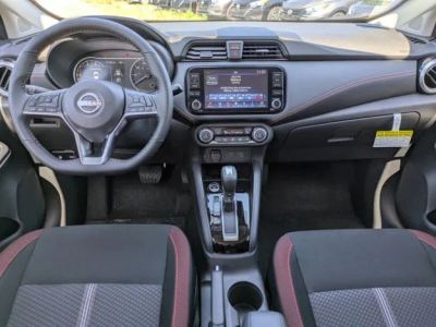 2025 Nissan Versa — photo 13 view