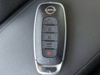 2025 Nissan Versa — photo 27 view