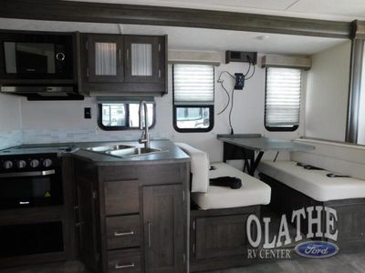 2023 Coachmen RV Pursuit - Photo 12