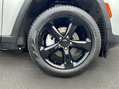2025 Jeep Grand Cherokee — photo 30 view