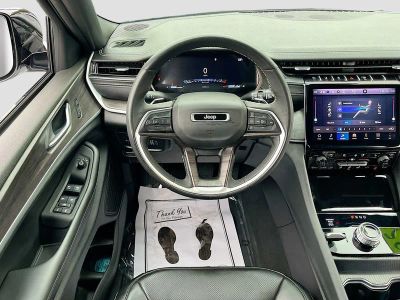 2025 Jeep Grand Cherokee — photo 23 view